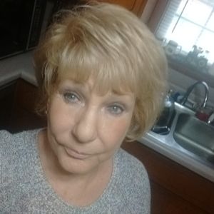 Meet your Posher, Joann